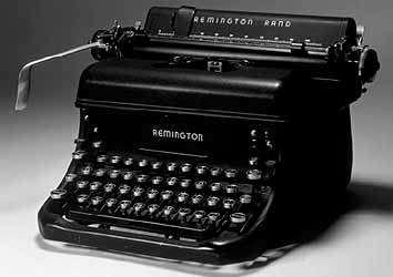 Hace 140 años: La primera máquina de escribir se vendió en julio de 1874 -  Clases de Periodismo